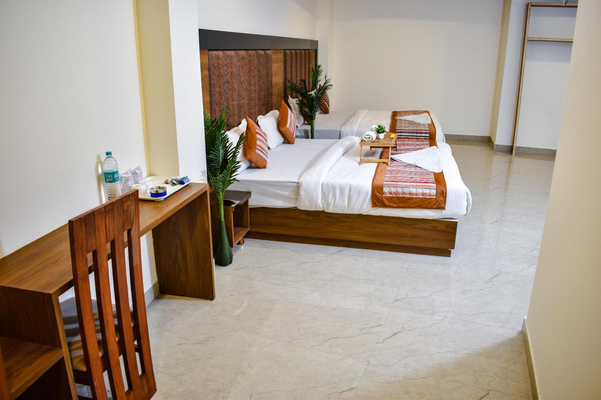 Hotel Yash Palace New Delhi Ngoại thất bức ảnh