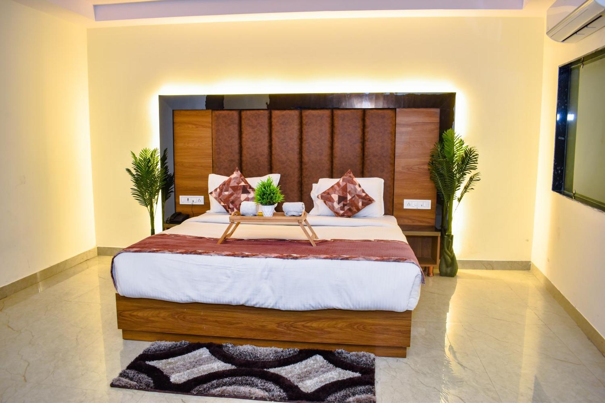 Hotel Yash Palace New Delhi Ngoại thất bức ảnh