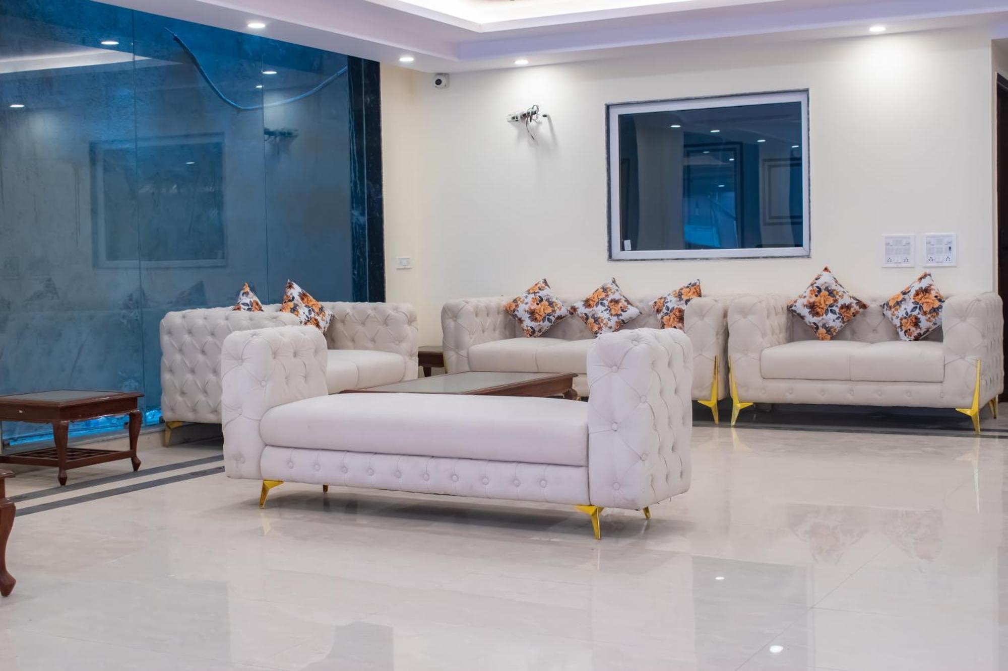Hotel Yash Palace New Delhi Ngoại thất bức ảnh