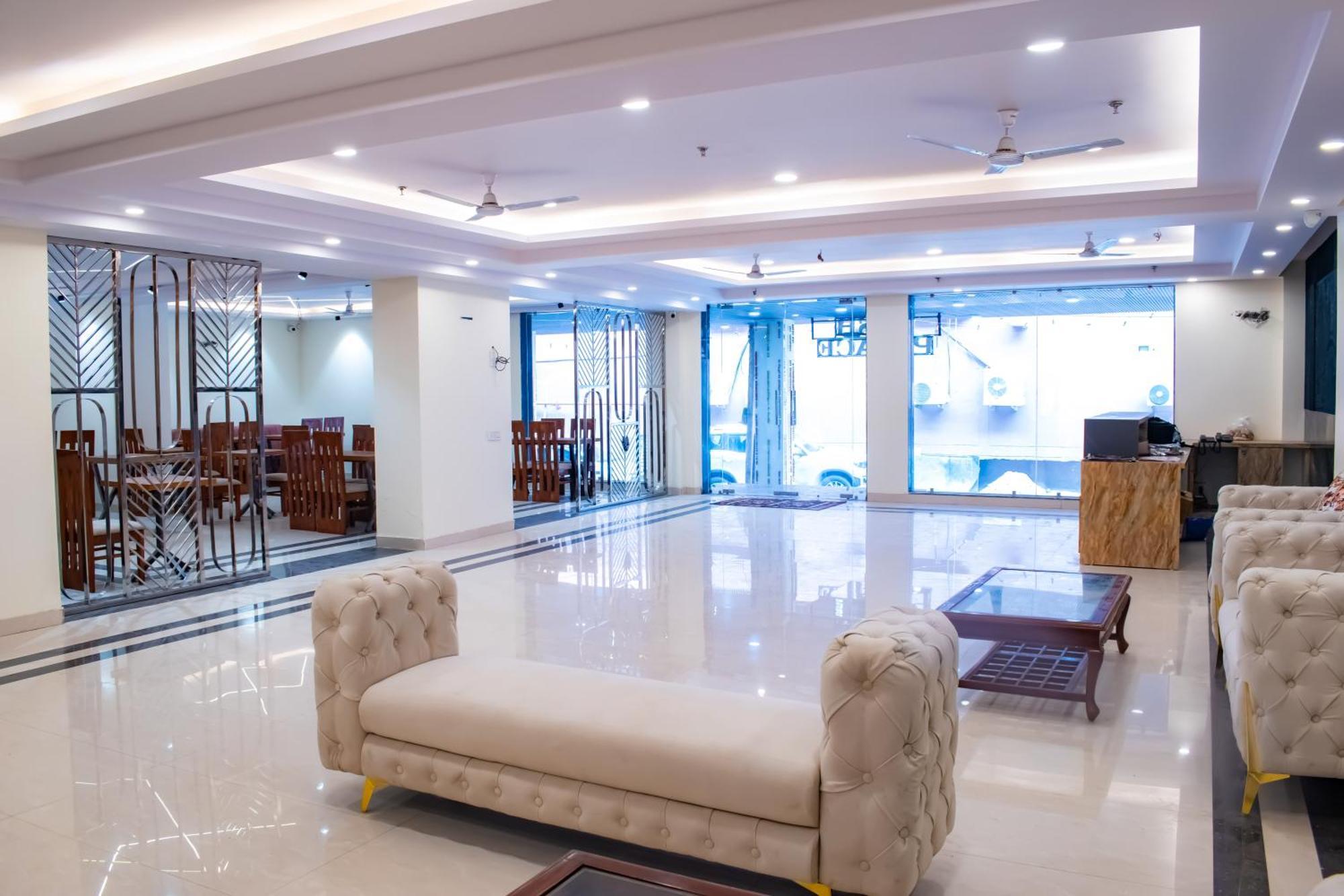 Hotel Yash Palace New Delhi Ngoại thất bức ảnh