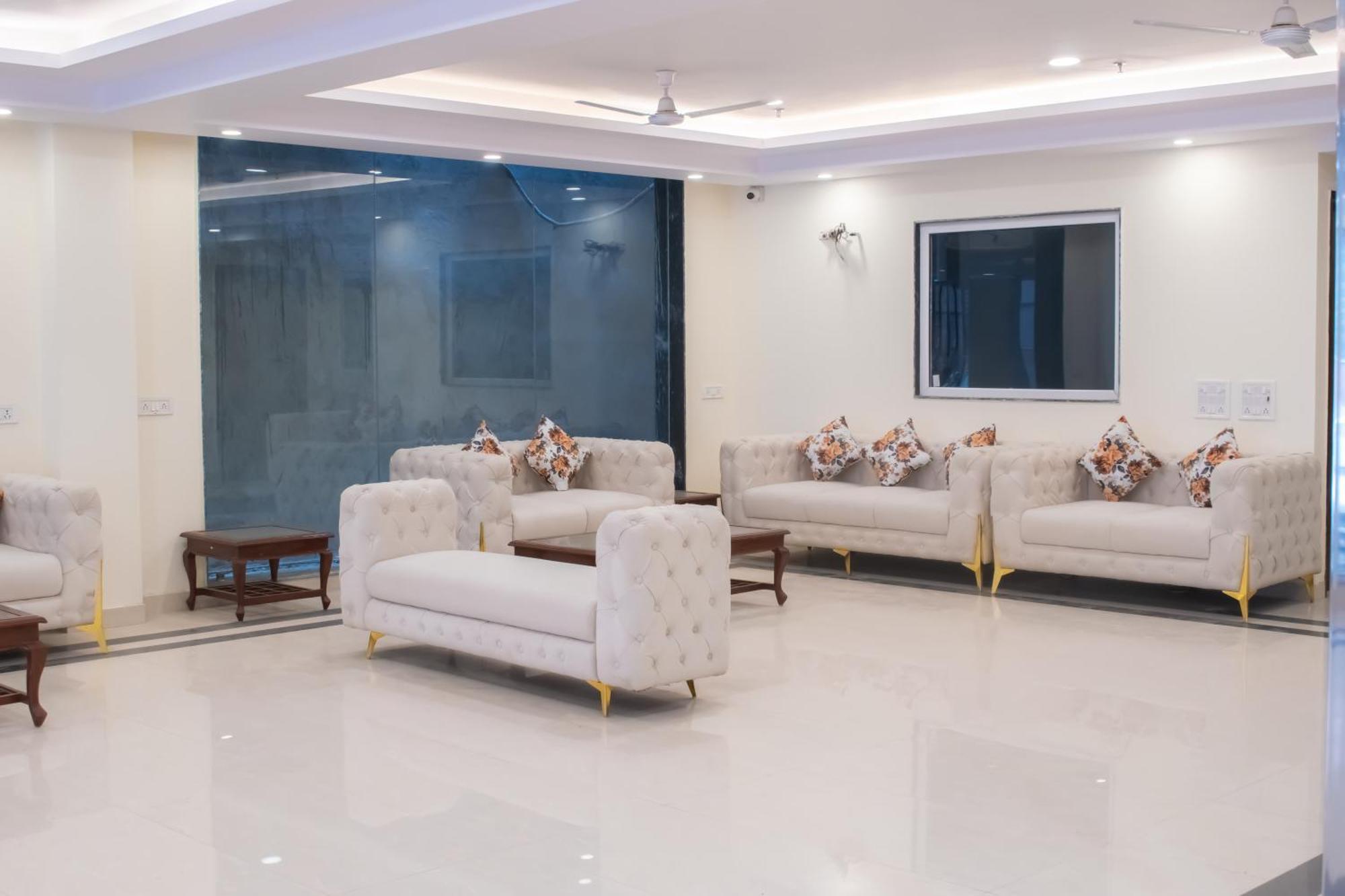 Hotel Yash Palace New Delhi Ngoại thất bức ảnh