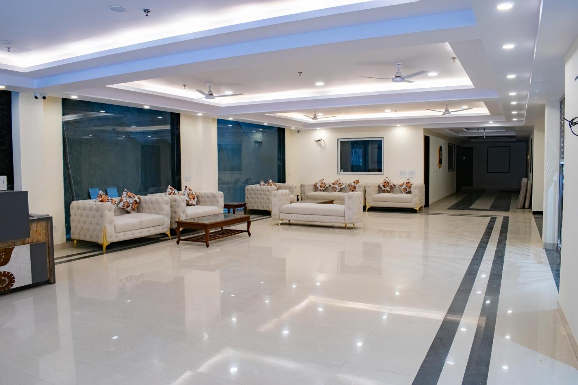 Hotel Yash Palace New Delhi Ngoại thất bức ảnh